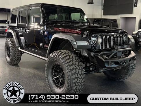 Used 2025 Jeep Wrangler Unlimited Rubicon AWD/4WD image 2