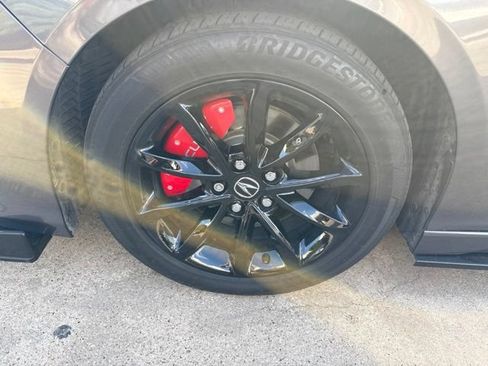Used 2023 Acura TLX FWD image 3
