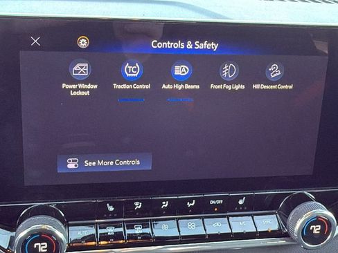 Used 2024 Chevrolet Colorado Z71 w/ Z71 Convenience Package 2 image 15