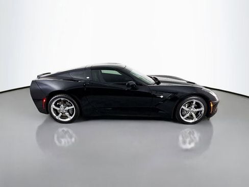 Used 2015 Chevrolet Corvette Stingray Coupe w/ 3LT Preferred Equipment Group image 8