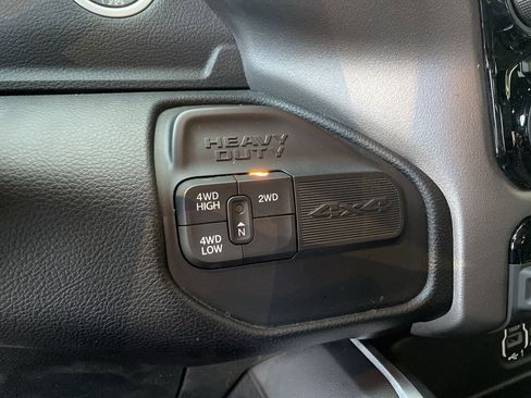 Used 2024 RAM 3500 Big Horn w/ Sport Appearance Package AWD/4WD image 32