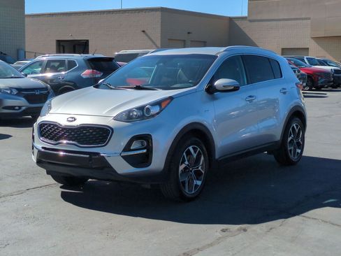 Used 2020 Kia Sportage EX AWD/4WD image 10