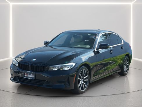 Used 2020 BMW 330i xDrive Sedan w/ Driving Assistance Package AWD/4WD image 1