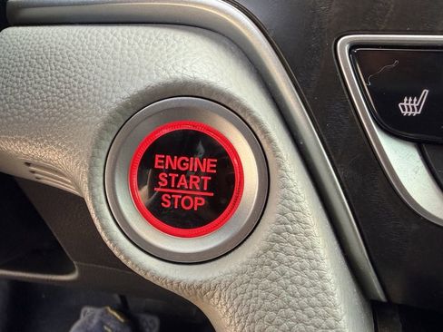 Used 2020 Honda Accord EX image 26
