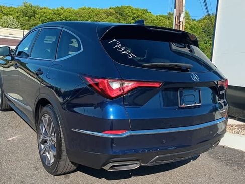 Used 2024 Acura MDX SH-AWD w/ Technology Package image 2