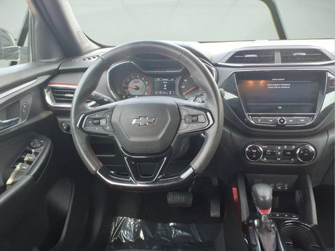 Used 2023 Chevrolet TrailBlazer RS w/ Convenience Package AWD/4WD image 10