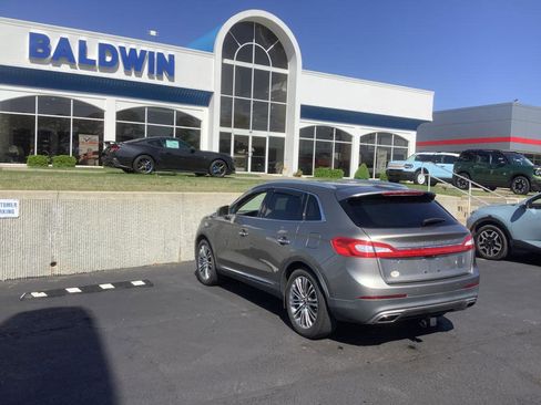 Used 2016 Lincoln MKX Reserve image 5