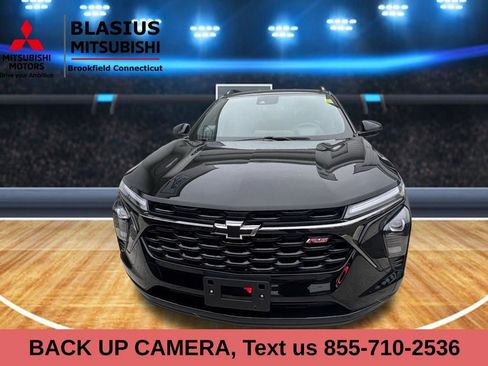 Used 2024 Chevrolet Trax RS image 6