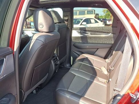 Certified 2023 Cadillac XT5 Premium Luxury FWD image 8
