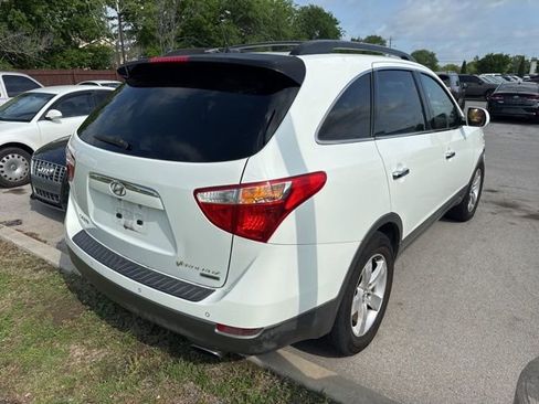 Used 2010 Hyundai Veracruz Limited image 6