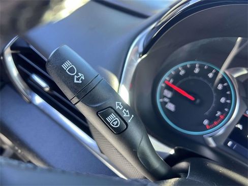 Certified 2023 Chevrolet Traverse RS image 32