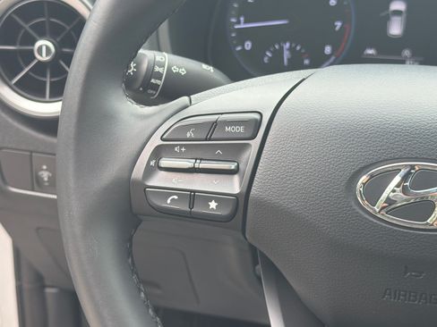 Certified 2022 Hyundai Kona SEL w/ Convenience Package FWD image 25