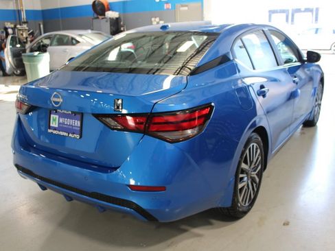 Used 2025 Nissan Sentra SV FWD image 22