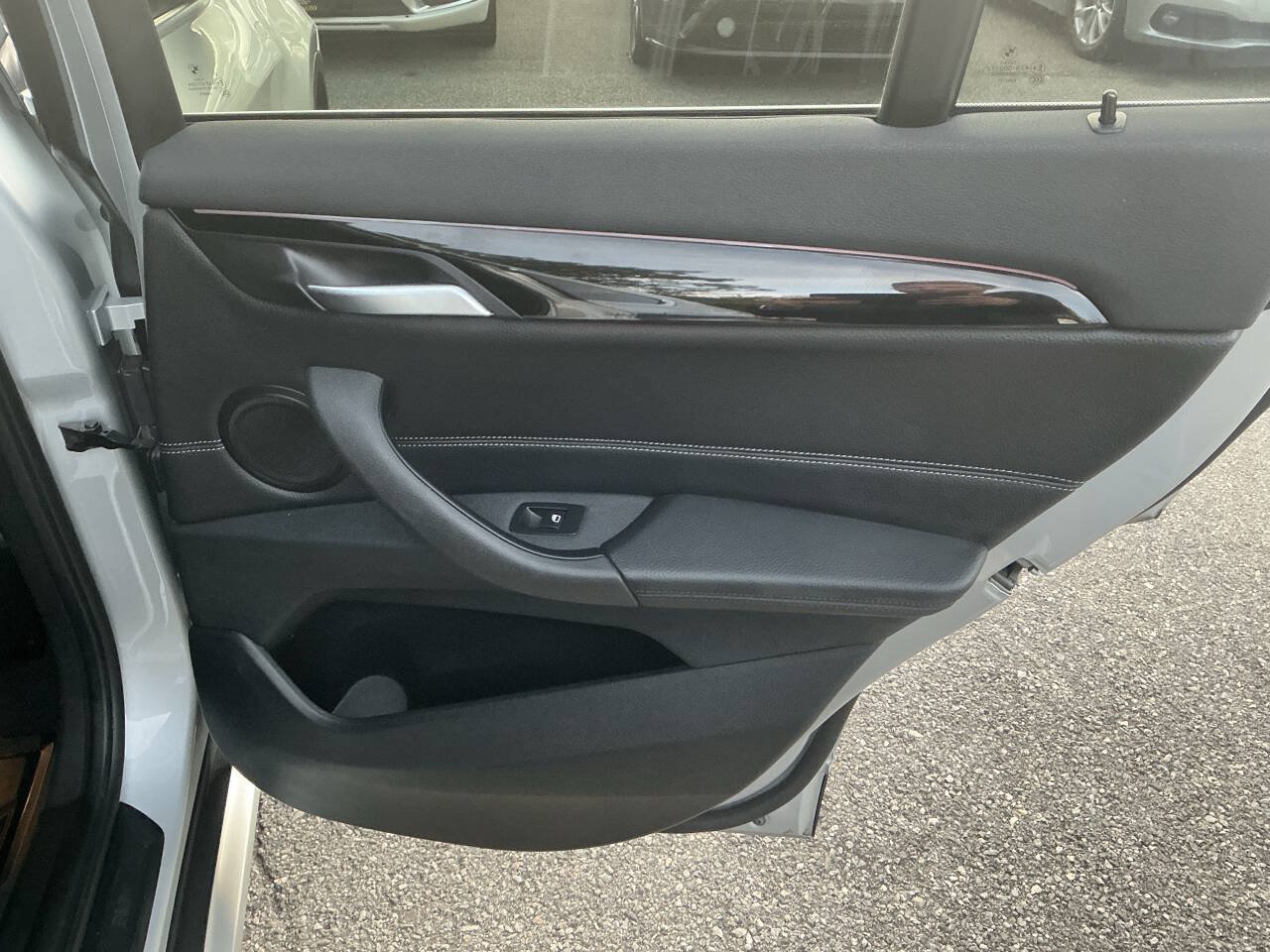 Used 2019 BMW X1 xDrive28i w/ Convenience Package AWD/4WD image 30