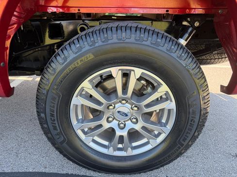 Used 2019 Ford F150 Lariat w/ Trailer Tow Package AWD/4WD image 32