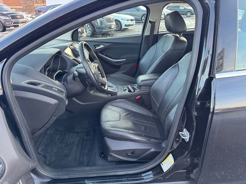Used 2014 Ford Focus Titanium image 16