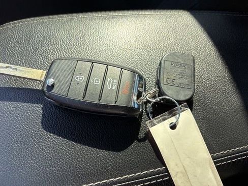 Used 2020 Kia Optima LX image 46