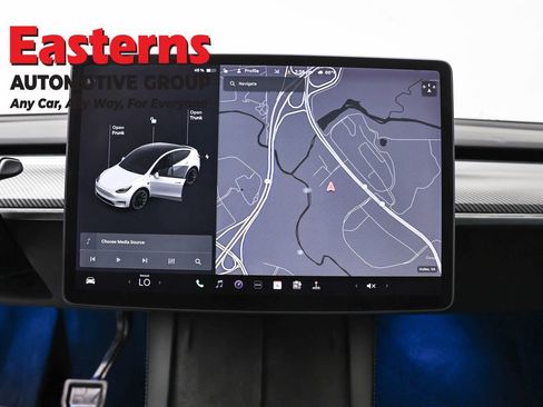 Used 2021 Tesla Model Y Long Range AWD/4WD image 14