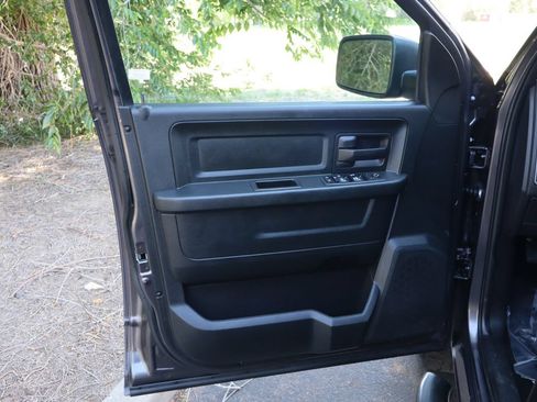 Used 2017 RAM 1500 Tradesman w/ Popular Equipment Group AWD/4WD image 23