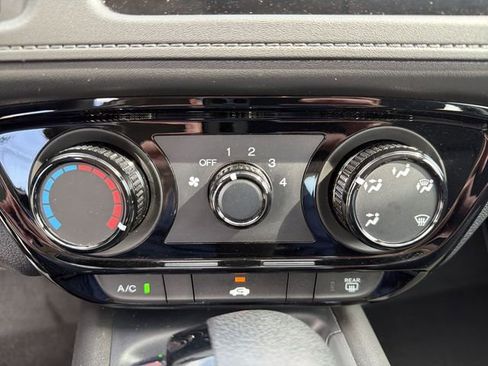 Used 2020 Honda HR-V LX image 20