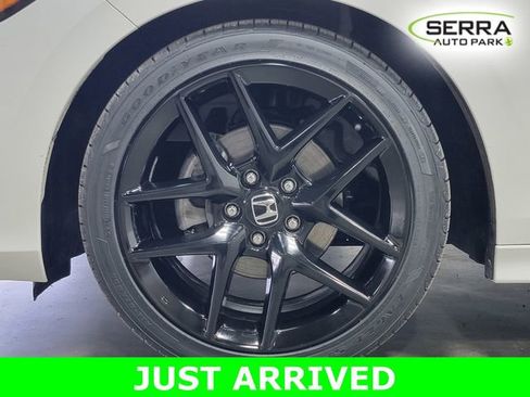 Used 2024 Honda Civic Sport image 11