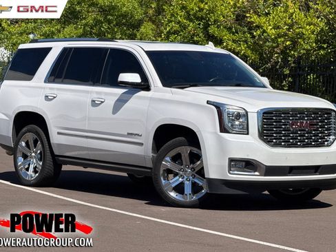 Used 2019 GMC Yukon Denali w/ Denali Ultimate Package AWD/4WD image 1
