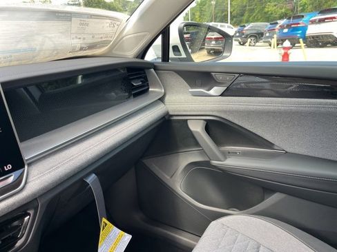 New 2025 Volkswagen Tiguan S image 23