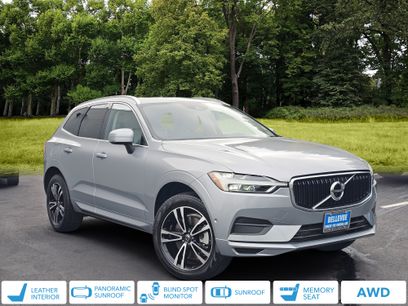 Used 2018 Volvo XC60 T6 Momentum w/ Convenience Package