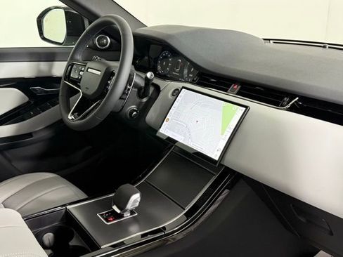 New 2026 Land Rover Range Rover Evoque S image 31