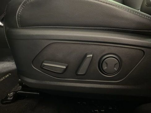 Used 2023 Hyundai Tucson Limited image 12