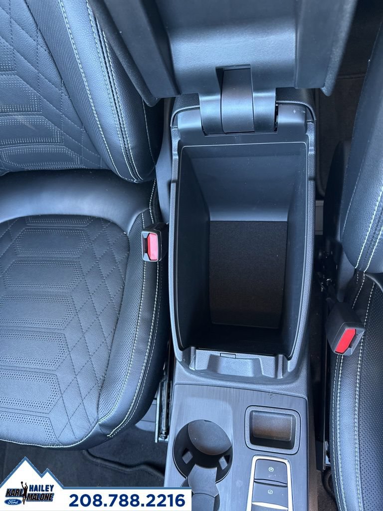 Used 2024 Ford Escape SE w/ PHEV Premium Package FWD image 25
