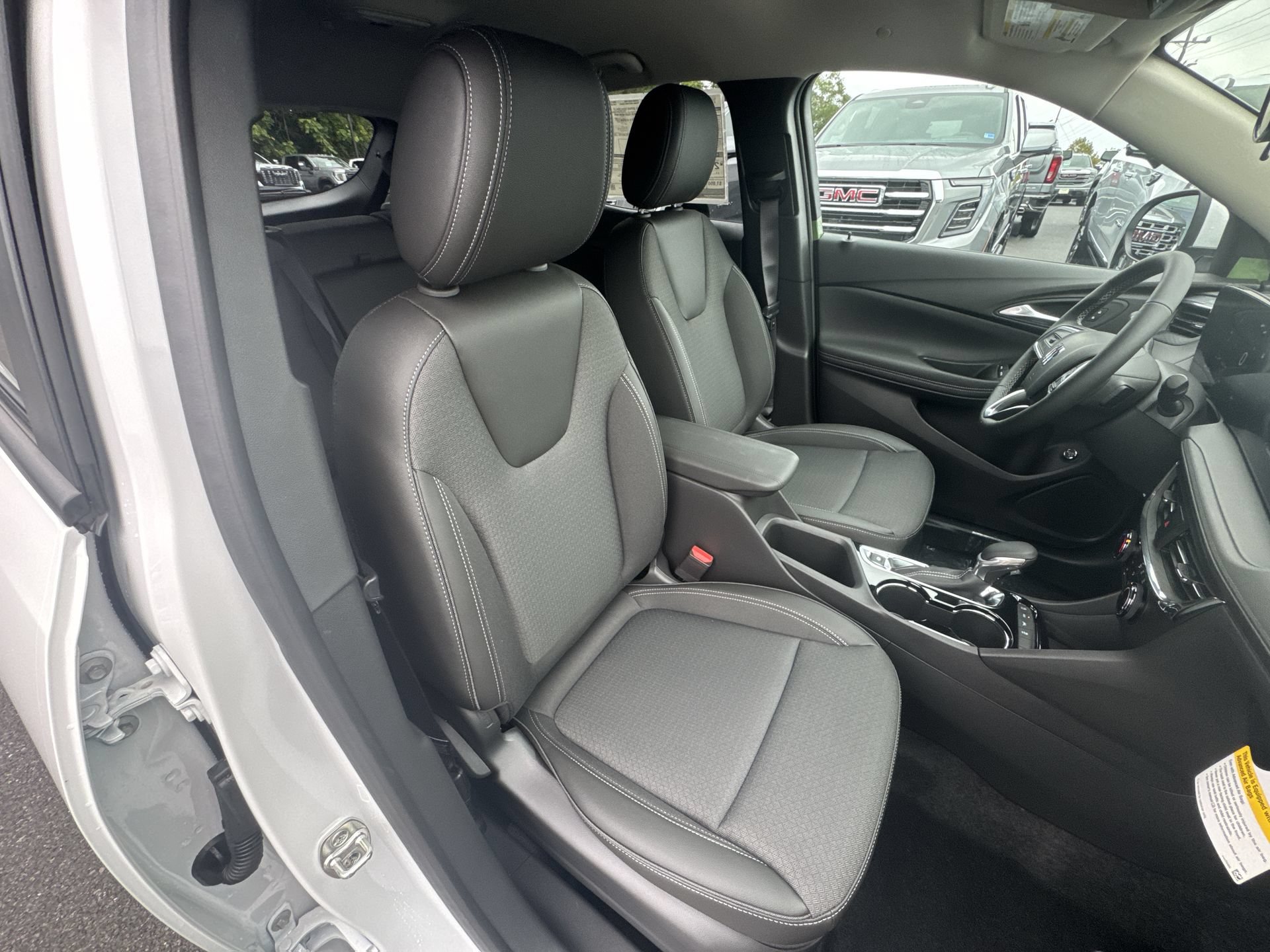 New 2026 Buick Encore GX Preferred w/ Comfort Package AWD/4WD image 24