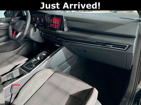 Used 2024 Volkswagen GTI SE image 32