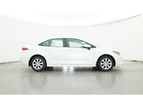 New 2026 Toyota Corolla LE image 27