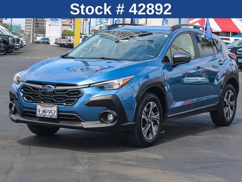 Used 2024 Subaru Crosstrek 2.0i Premium w/ Crosstrek Mirror Package AWD/4WD image 4