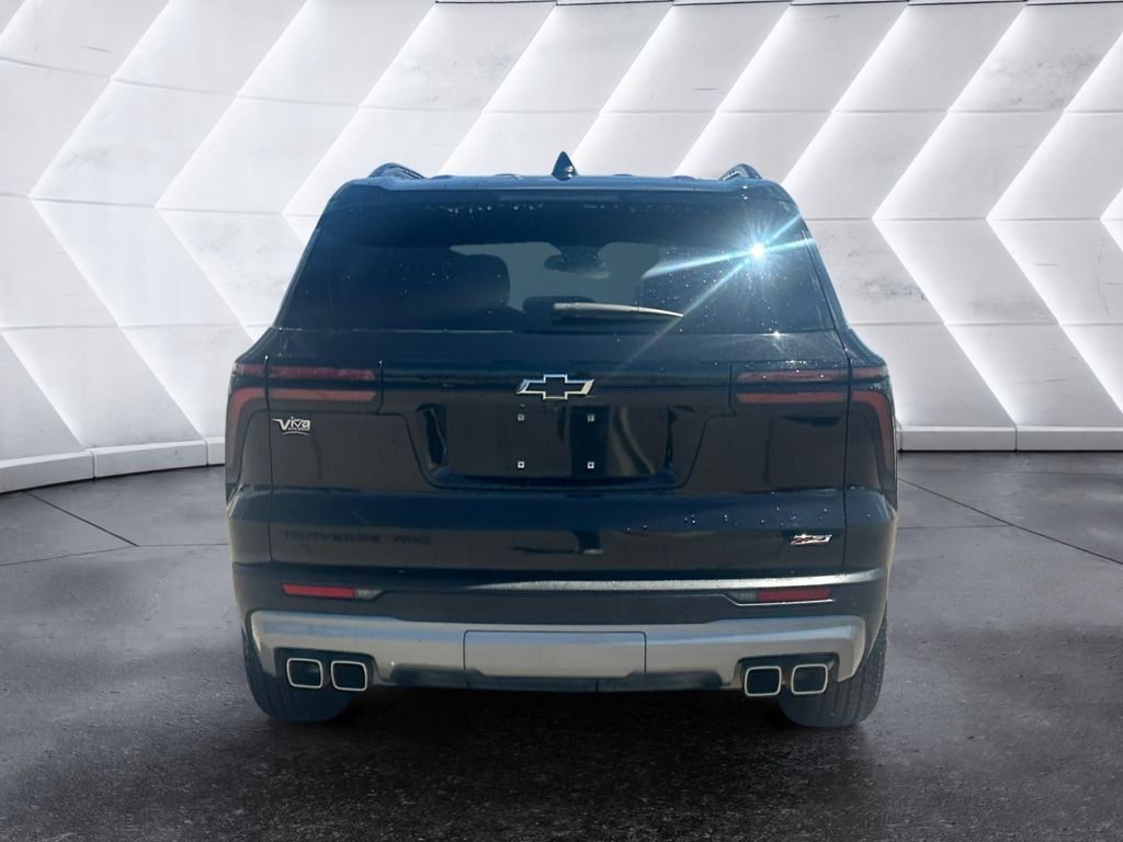 Used 2024 Chevrolet Traverse Z71 AWD/4WD image 5
