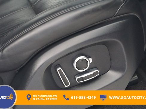 Used 2017 Land Rover Range Rover Sport HSE image 16