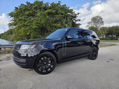 New 2025 Land Rover Range Rover Long Wheelbase SE
