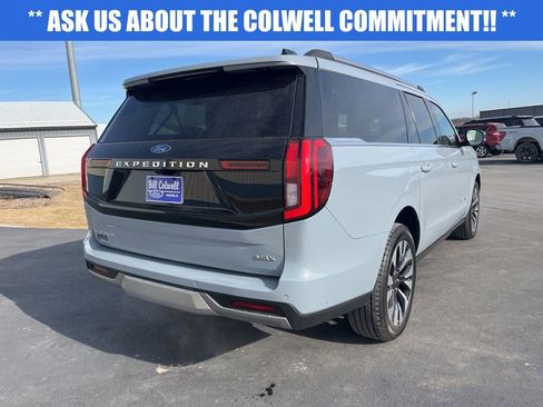 Used 2025 Ford Expedition Max Platinum w/ Driver's Package image 4