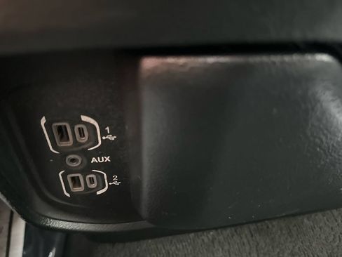 Used 2020 RAM 1500 Big Horn AWD/4WD image 33