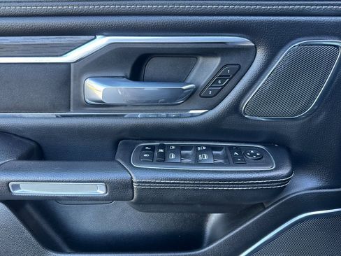 Used 2024 RAM 1500 Laramie image 12