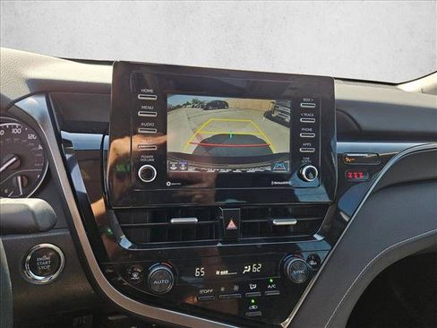 Used 2023 Toyota Camry SE w/ Convenience Package image 15