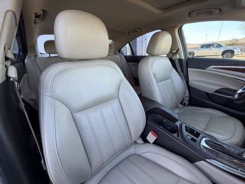 Used 2015 Buick Regal Premium w/ Experience Buick Package image 16