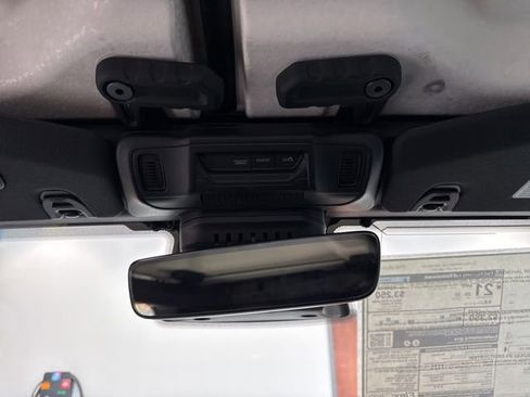 New 2026 Jeep Wrangler Unlimited Rubicon w/ Technology Group image 33