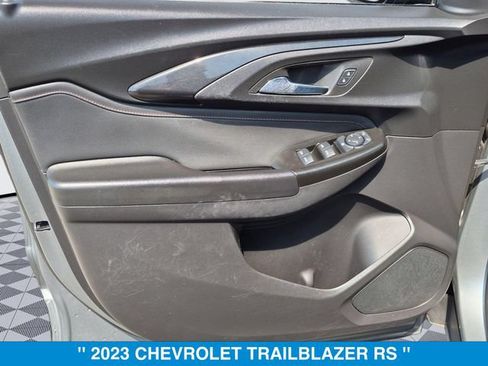 Used 2023 Chevrolet TrailBlazer RS AWD/4WD image 10