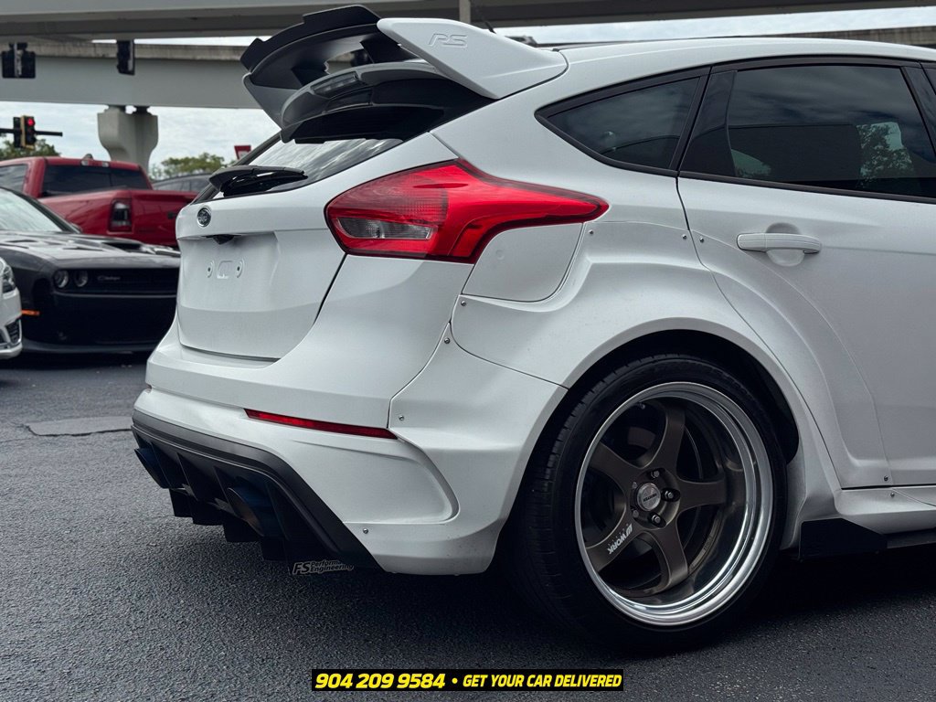 Used 2017 Ford Focus RS AWD/4WD image 8