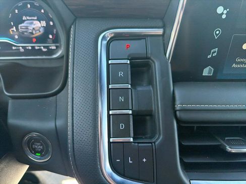 Used 2023 Chevrolet Tahoe Premier w/ Max Trailering Package AWD/4WD image 26