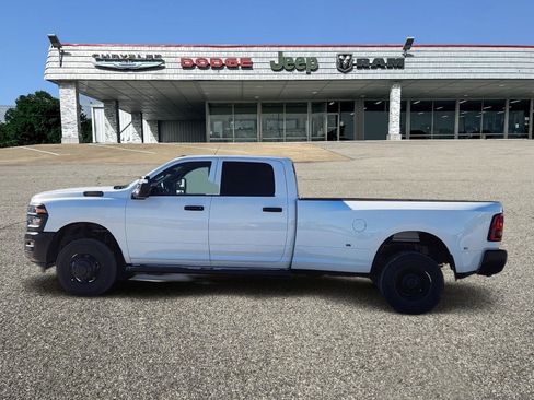New 2026 RAM 3500 Tradesman image 3