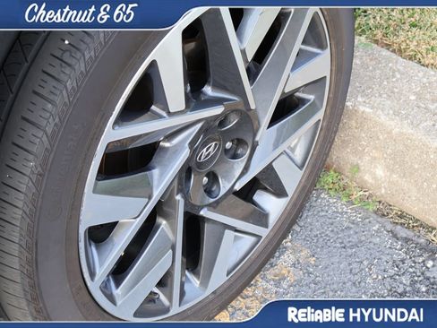 Used 2023 Hyundai Santa Fe Calligraphy AWD/4WD image 24