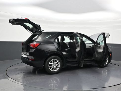 Used 2024 Chevrolet Equinox LS w/ Driver Confidence II Package FWD image 31